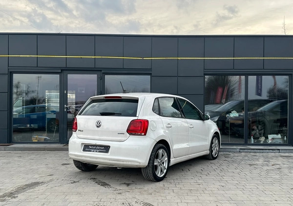 Volkswagen Polo cena 17900 przebieg: 279800, rok produkcji 2010 z Ząbki małe 56